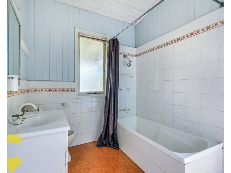 12 Coopers Camp Road, Bardon QLD 4065