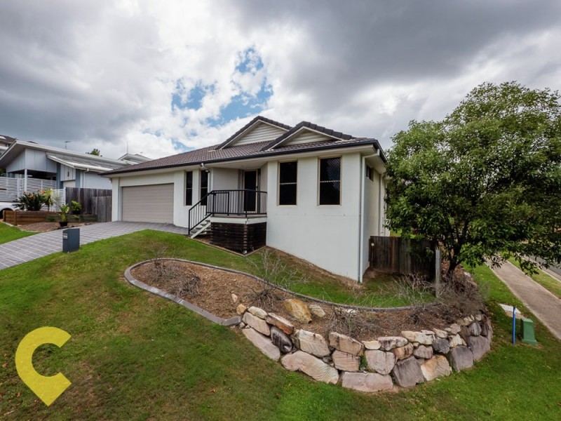 26 Creekside Drive, Springfield Lakes QLD 4300