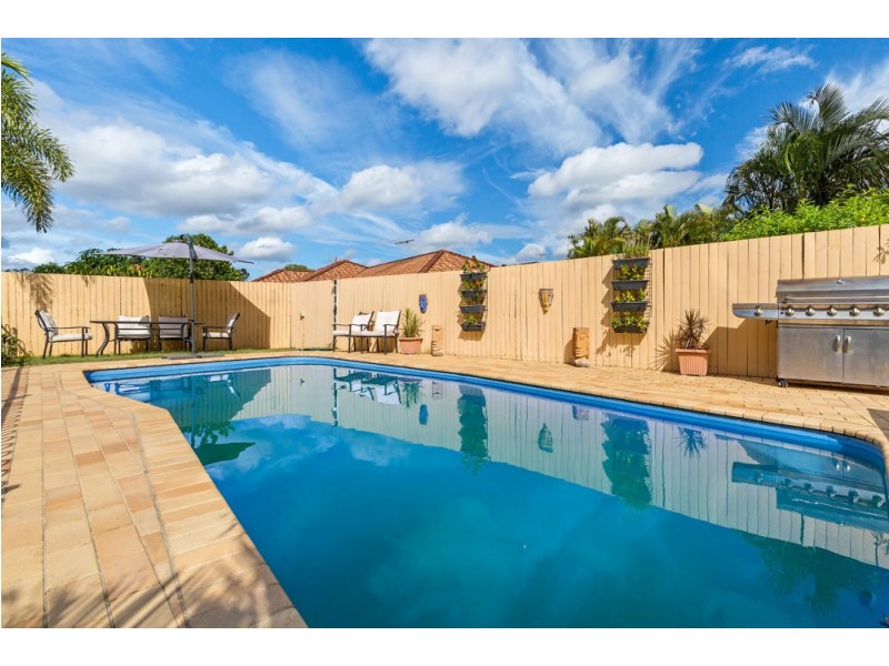 12 Solea Close, Forest Lake QLD 4078