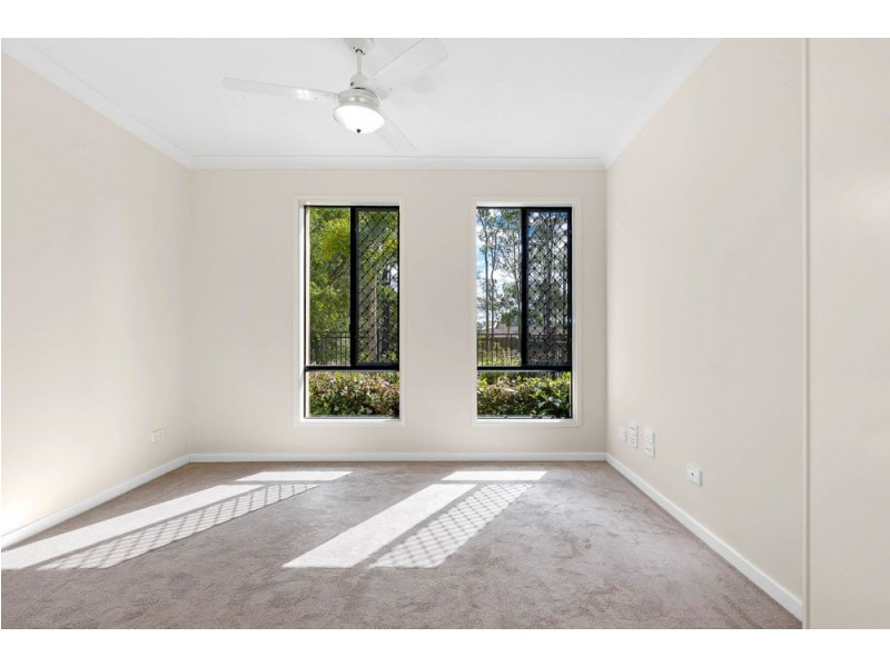 12 Solea Close, Forest Lake QLD 4078