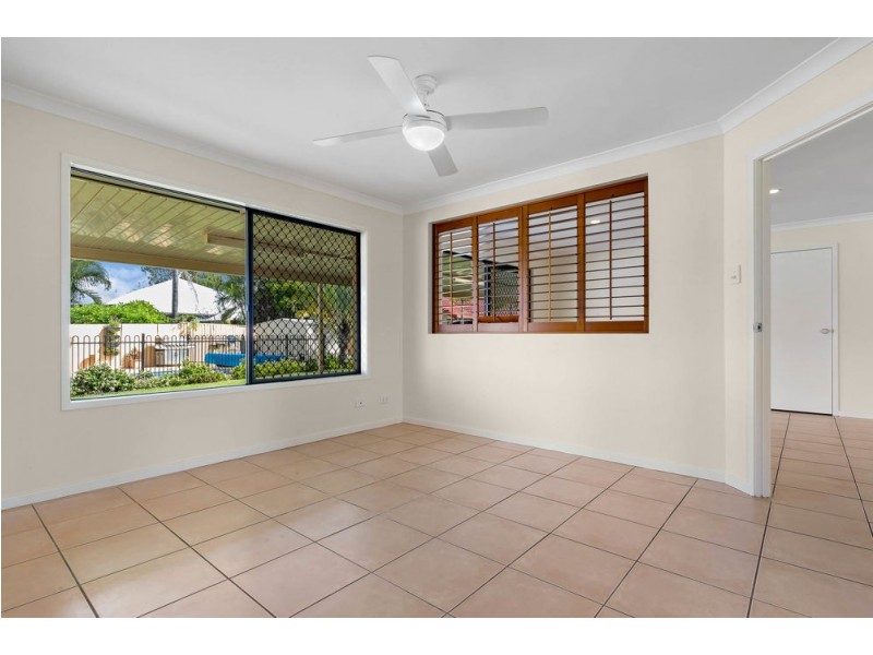 12 Solea Close, Forest Lake QLD 4078