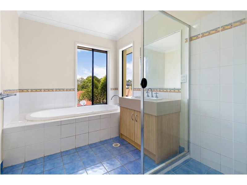 12 Solea Close, Forest Lake QLD 4078