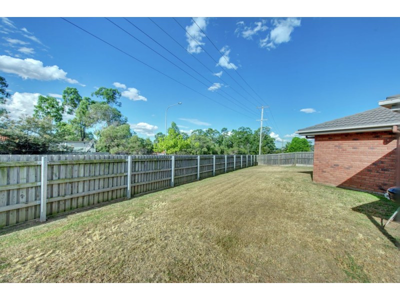 20 Somerwil Crescent, Bellbird Park QLD 4300