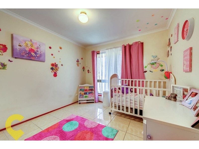 1 Yarrow Court, Redbank Plains QLD 4301
