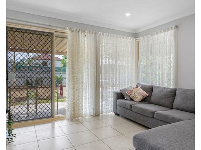5 Argyle Place, Forest Lake QLD 4078