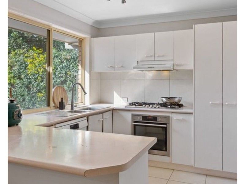5 Argyle Place, Forest Lake QLD 4078