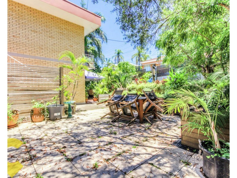 1/25 Normanby Terrace, Herston QLD 4006