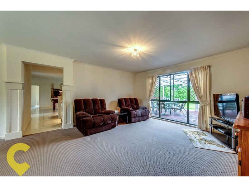 370-374 Equestrian Drive, New Beith QLD 4124