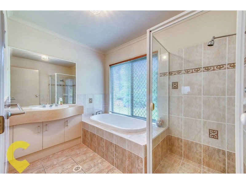 370-374 Equestrian Drive, New Beith QLD 4124