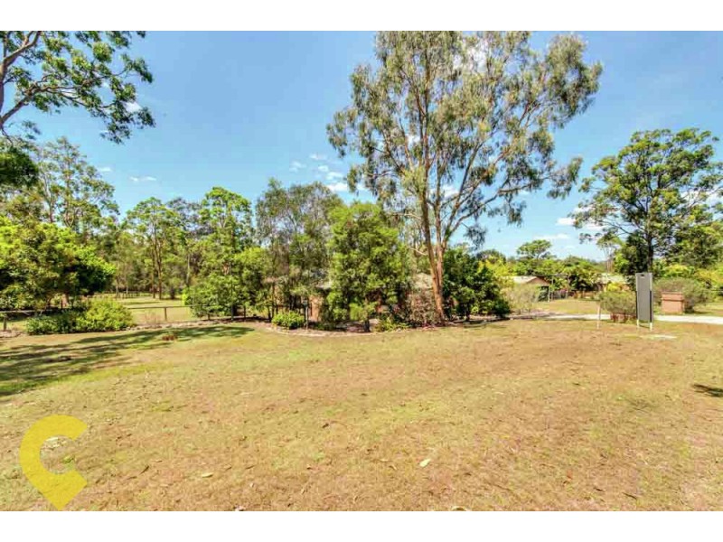 370-374 Equestrian Drive, New Beith QLD 4124