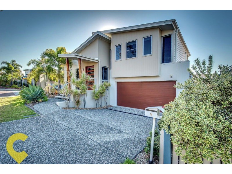8 Waratah Cres, Springfield Lakes QLD 4300