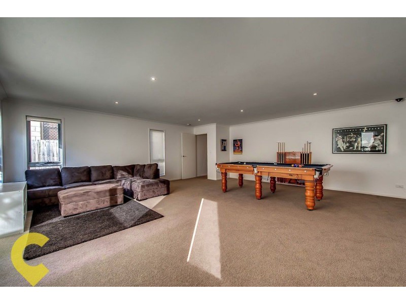 8 Waratah Cres, Springfield Lakes QLD 4300