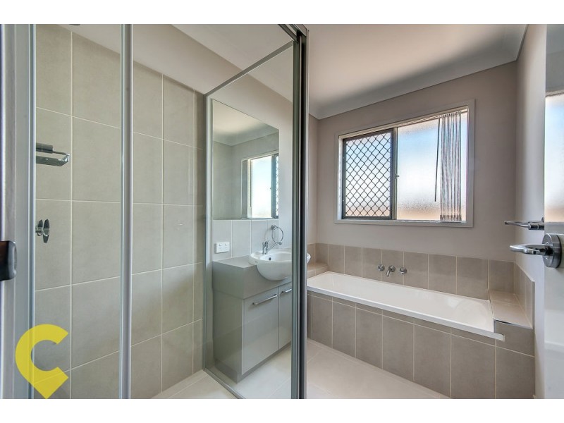 5 Brushbox Street, Ripley QLD 4306