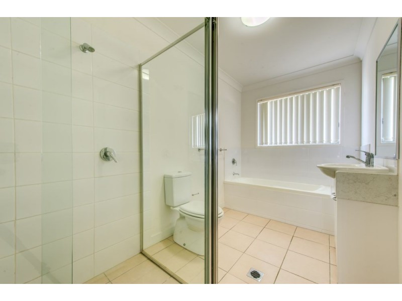 27/40 Gledson Street, North Booval QLD 4304