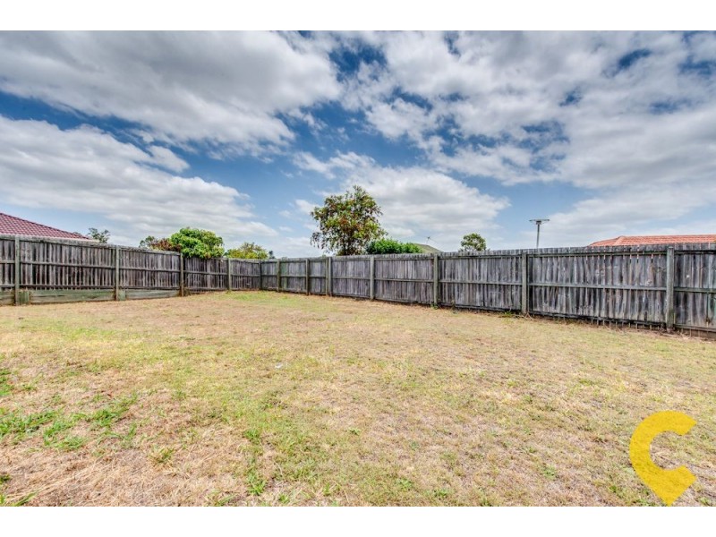 33 Vanessa Court, Camira QLD 4300