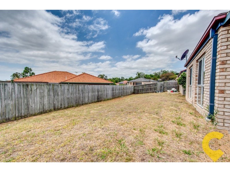 33 Vanessa Court, Camira QLD 4300