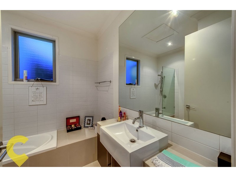 15/30 Oakview Circuit, Brookwater QLD 4300