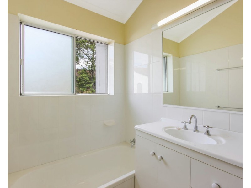 8/124 Station Road, Indooroopilly QLD 4068