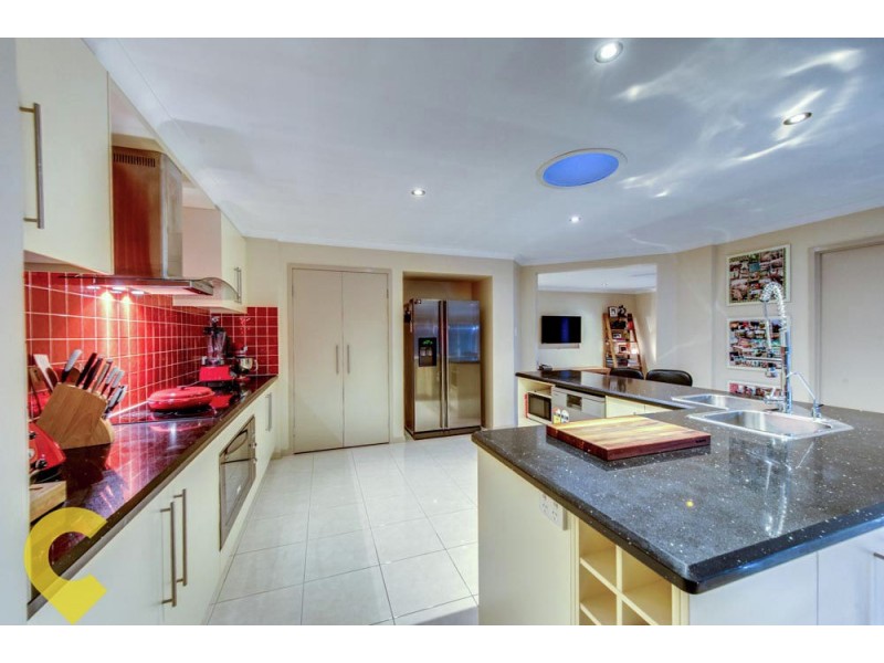20 Mellor Place, Brassall QLD 4305