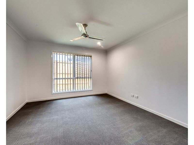 10 Berkshire Pl, Heathwood QLD 4110