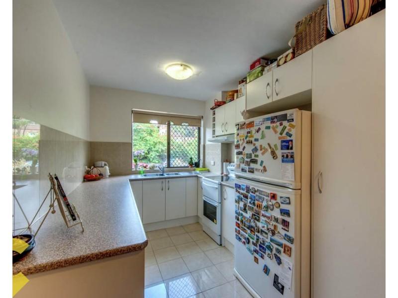 6/30 Sisley Street, St Lucia QLD 4067