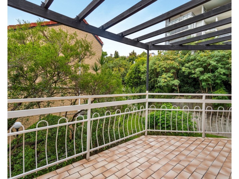 22/31 Bishop St, St Lucia QLD 4067