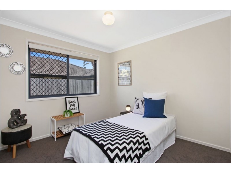 35 Eden Crescent, Springfield Lakes QLD 4300
