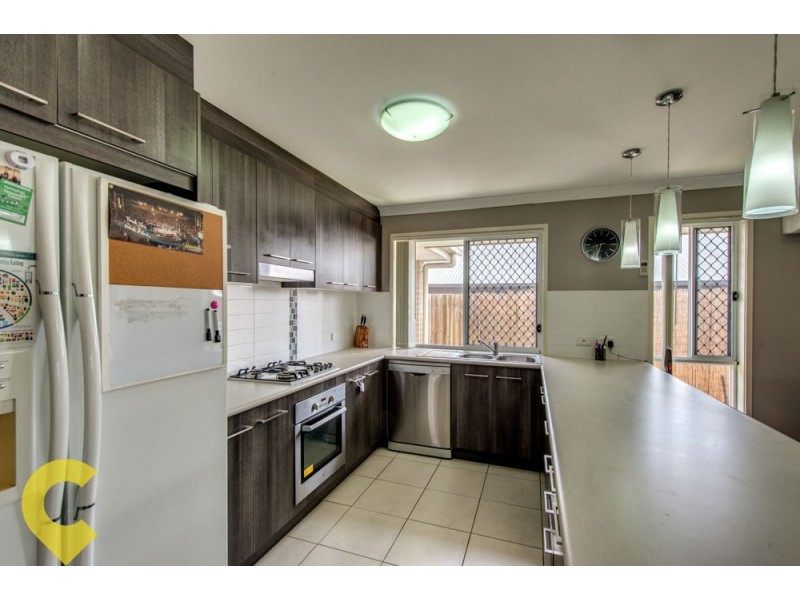 33 Isidore Street, Augustine Heights QLD 4300