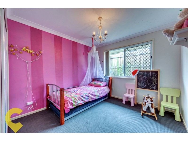 33 Isidore Street, Augustine Heights QLD 4300