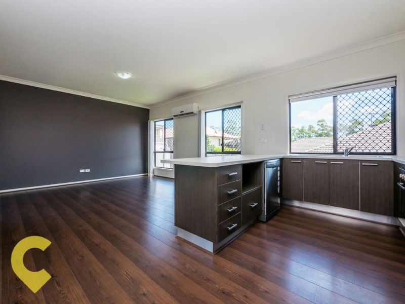 7 Park Edge Drive, Springfield Lakes QLD 4300