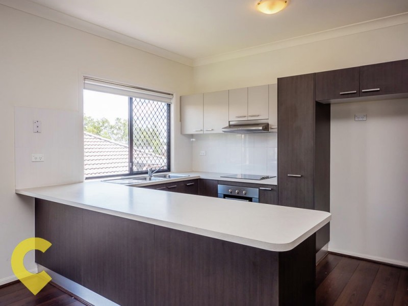 7 Park Edge Drive, Springfield Lakes QLD 4300