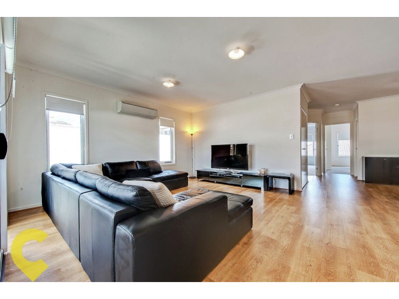 10 Talisker Street, Springfield Lakes QLD 4300