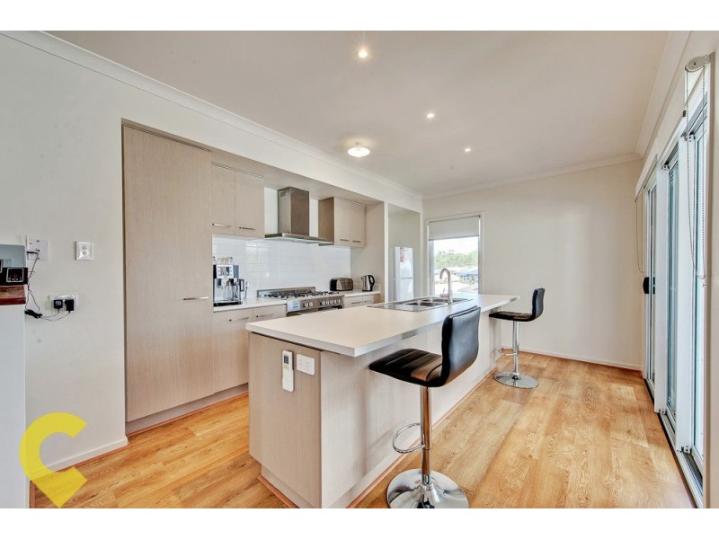 10 Talisker Street, Springfield Lakes QLD 4300