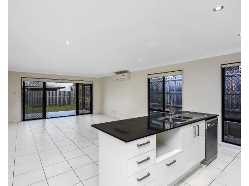 25 Caraway Street, Springfield Lakes QLD 4300
