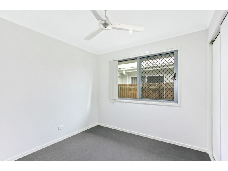 8 Edmund Close, Springfield Lakes QLD 4300