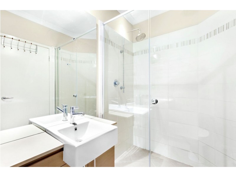 61 Opperman Drive, Springfield Lakes QLD 4300