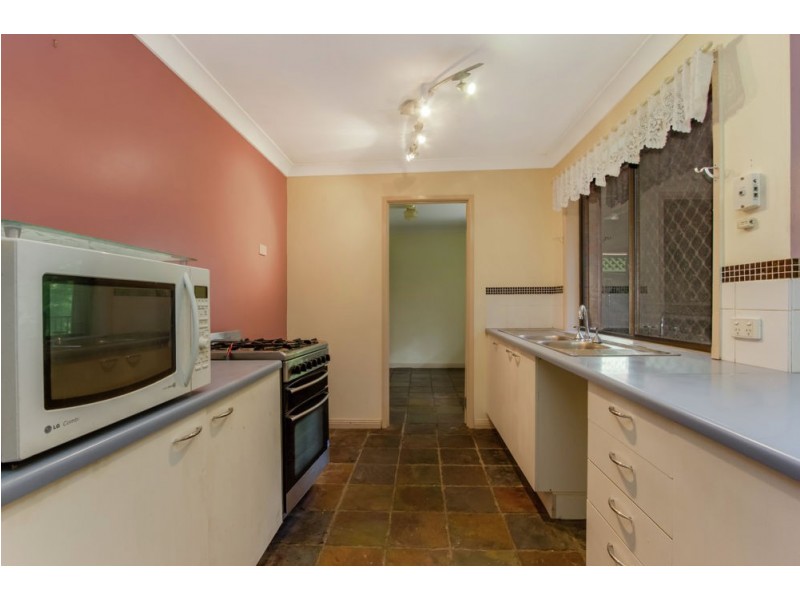 237 Old Logan Road, Camira QLD 4300