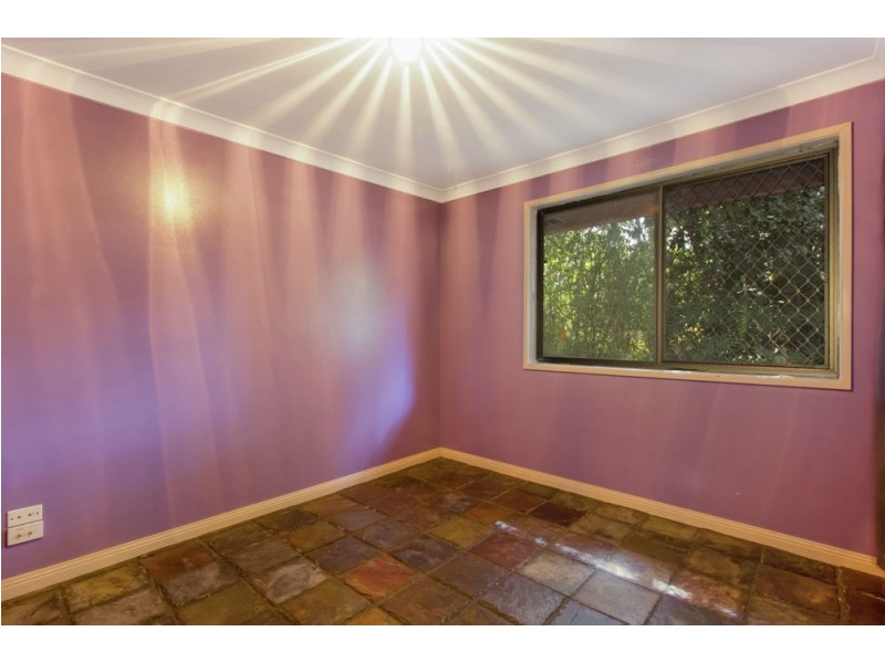 237 Old Logan Road, Camira QLD 4300