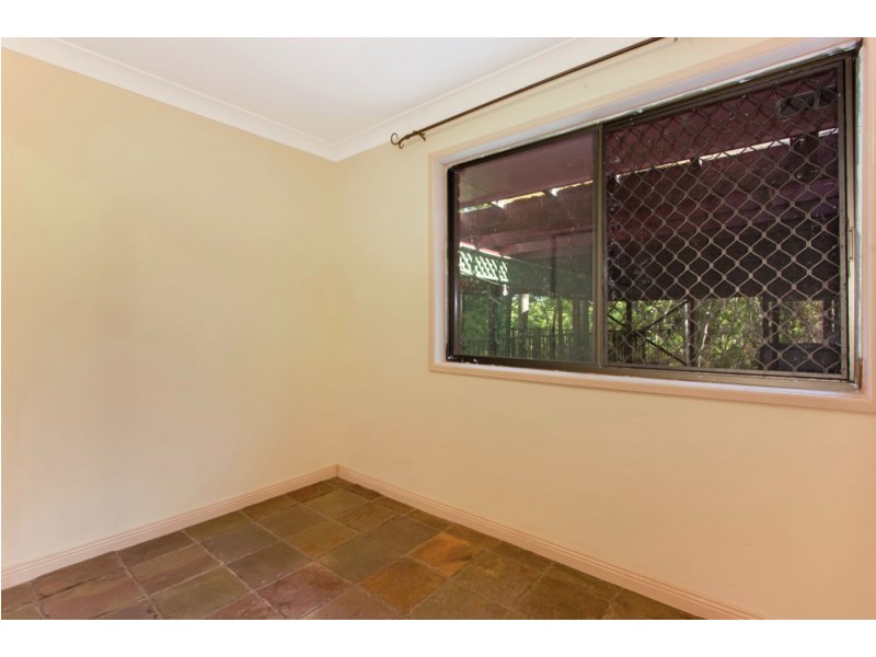 237 Old Logan Road, Camira QLD 4300