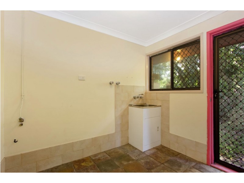 237 Old Logan Road, Camira QLD 4300
