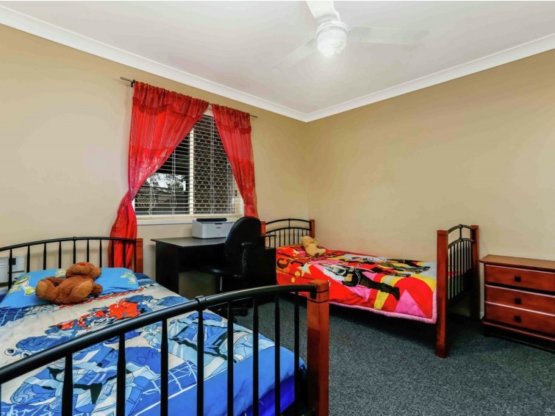 6/3 Spalding Crescent, Goodna QLD 4300
