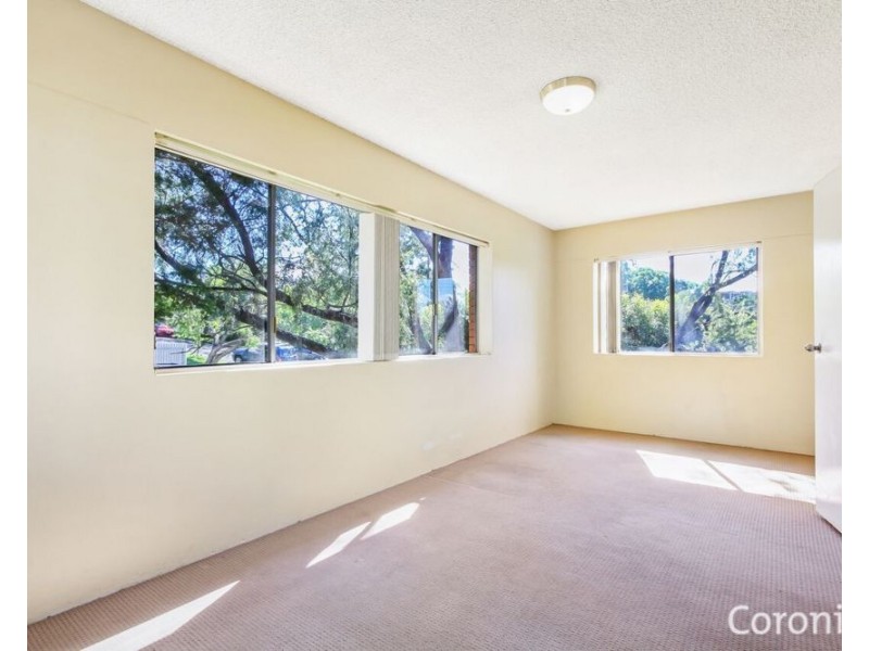2/12 Stanley Street, Indooroopilly QLD 4068