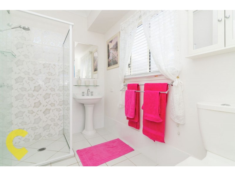 18 Brock Drive, Springfield Lakes QLD 4300