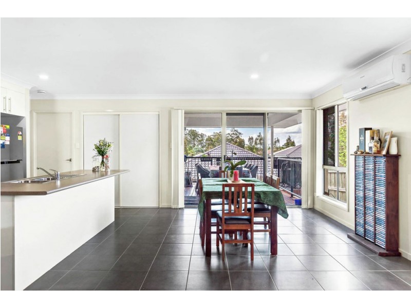 11 Dianella Street, Springfield Lakes QLD 4300