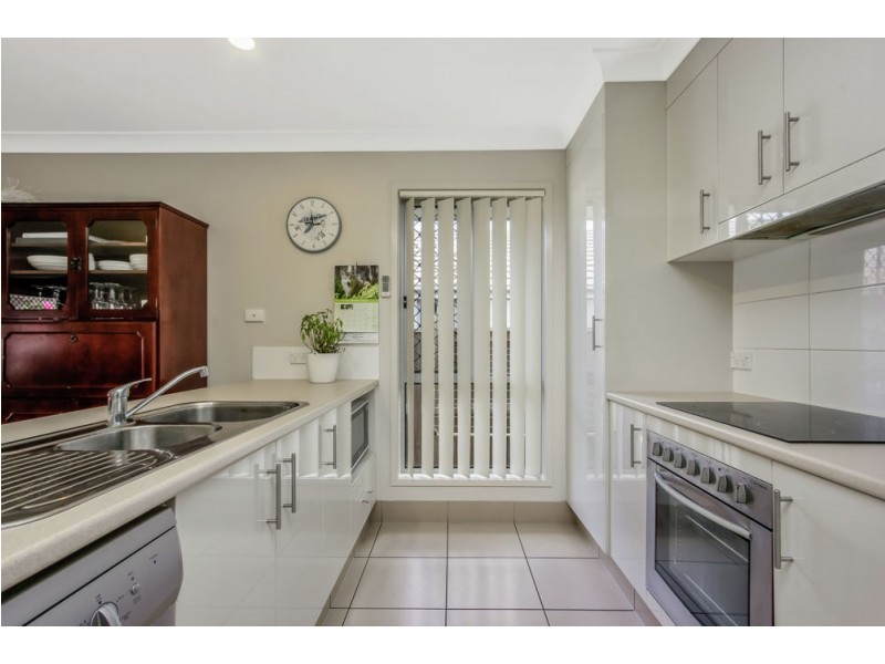 72 Harold Reinhardt Drive, Redbank Plains QLD 4301