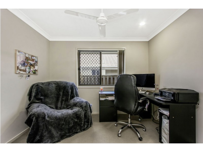 72 Harold Reinhardt Drive, Redbank Plains QLD 4301