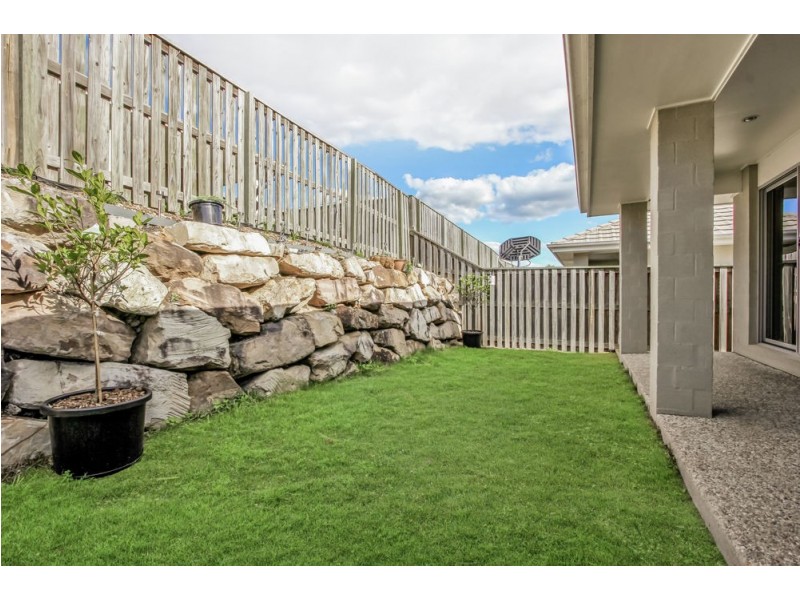 72 Harold Reinhardt Drive, Redbank Plains QLD 4301