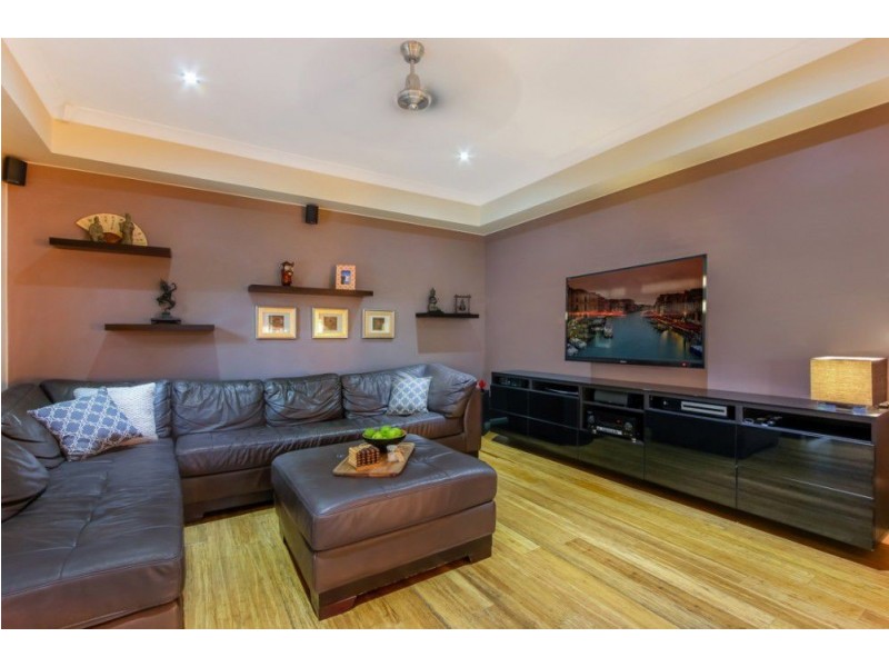 11-13 McAuley Crescent, Augustine Heights QLD 4300