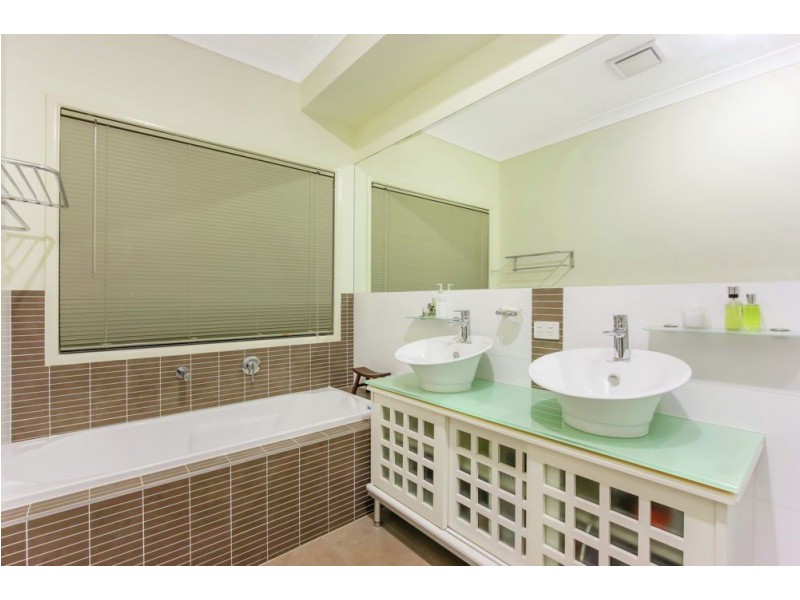 11-13 McAuley Crescent, Augustine Heights QLD 4300