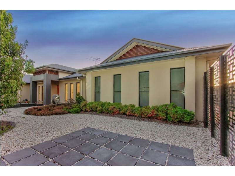 11-13 McAuley Crescent, Augustine Heights QLD 4300